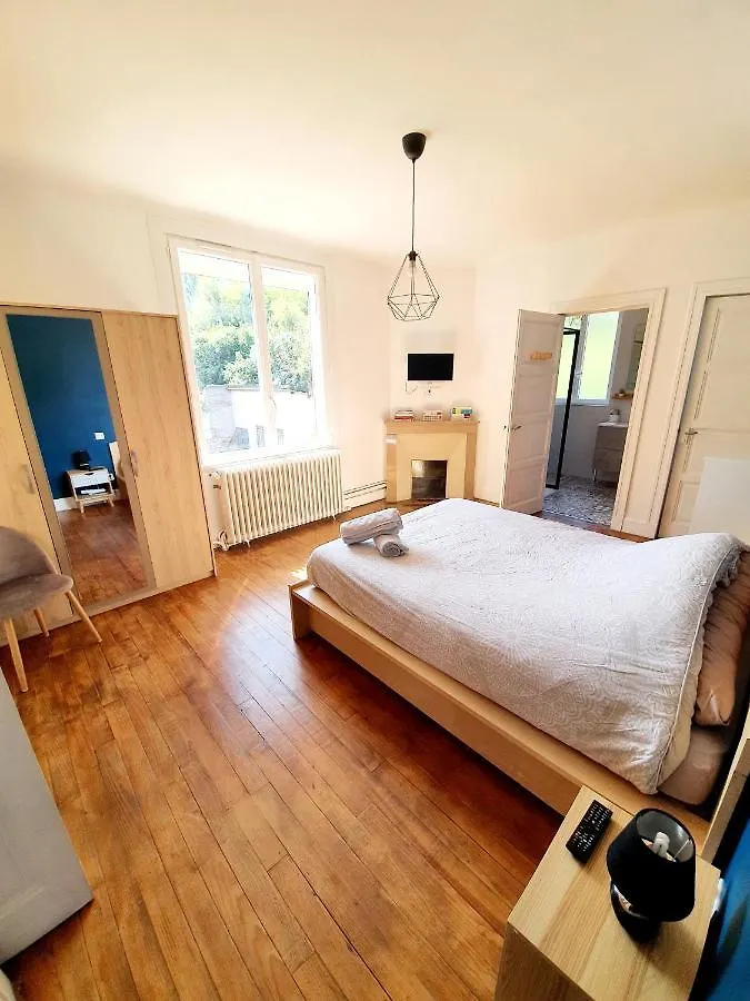 شقة Blaye-Les-Mines Appartement Spacieux, Wifi ,Cafe A Volonte